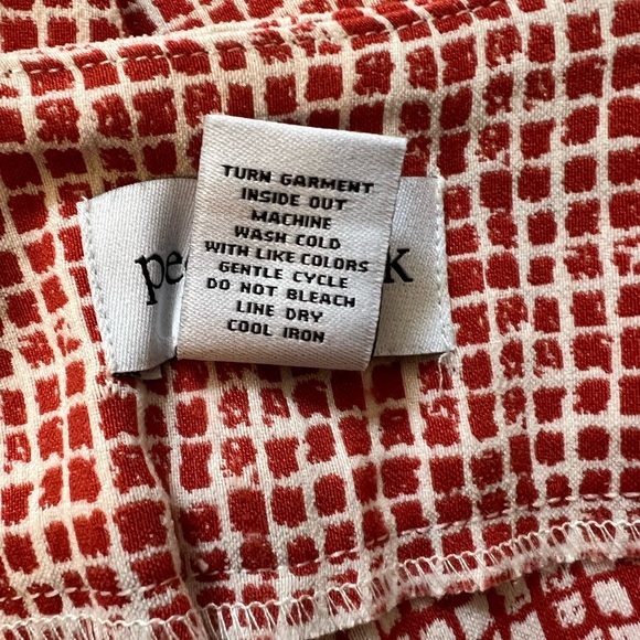 Peck & Peck Red Patterned Cropped Pants - Picture 4 of 4